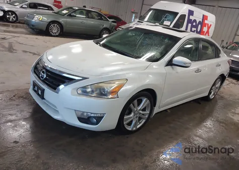 2014 Nissan Altima 3.5 Sl from USA, damaged, VIN 1N4BL3AP7EC178187